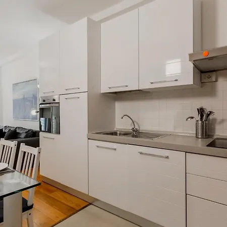 Guesthost - Novoli Escape In With Parking Appartamento Firenze