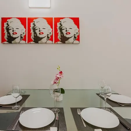 Appartamento Guesthost - Novoli Escape In With Parking Firenze